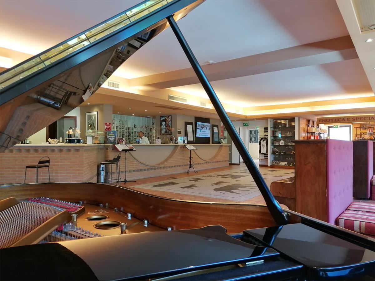 Hotel Gio Wine E Jazz Area Perugia Ngoại thất bức ảnh