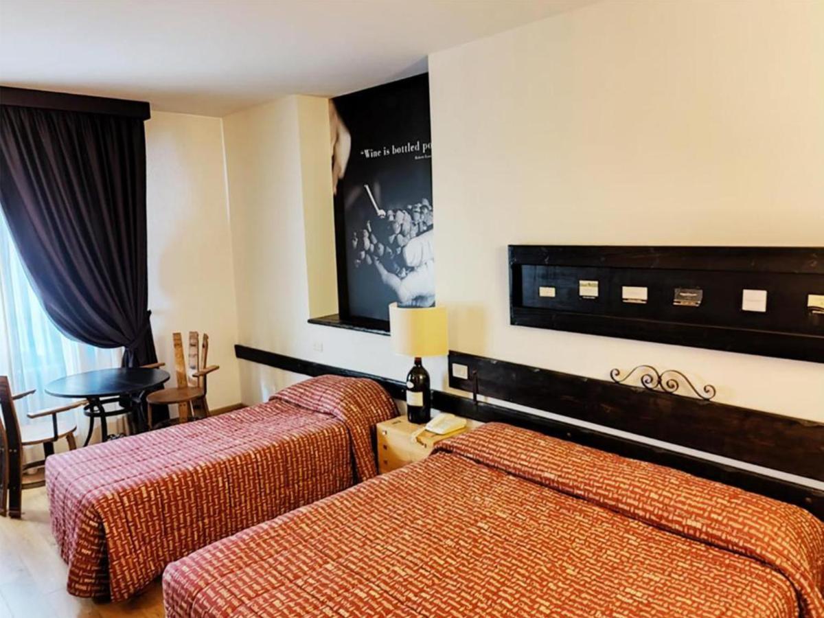 Hotel Gio Wine E Jazz Area Perugia Ngoại thất bức ảnh