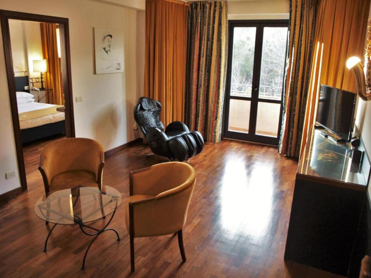 Hotel Gio Wine E Jazz Area Perugia Ngoại thất bức ảnh